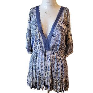 NEW Gypsy Love size M tunic top v-neck flower stretch elastic pleated ruffle NWT